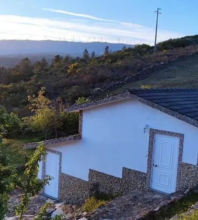 Mira Pombeira